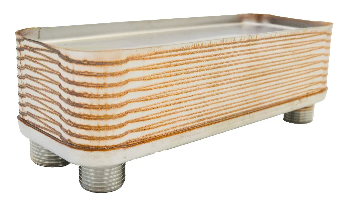 Nordic Tec Ba-12-20 - Scambiatore di calore in acciaio INOX, 20 piastre da 45 kW, 3/4", con isolamento con fissaggio a parete e parti di collegamento